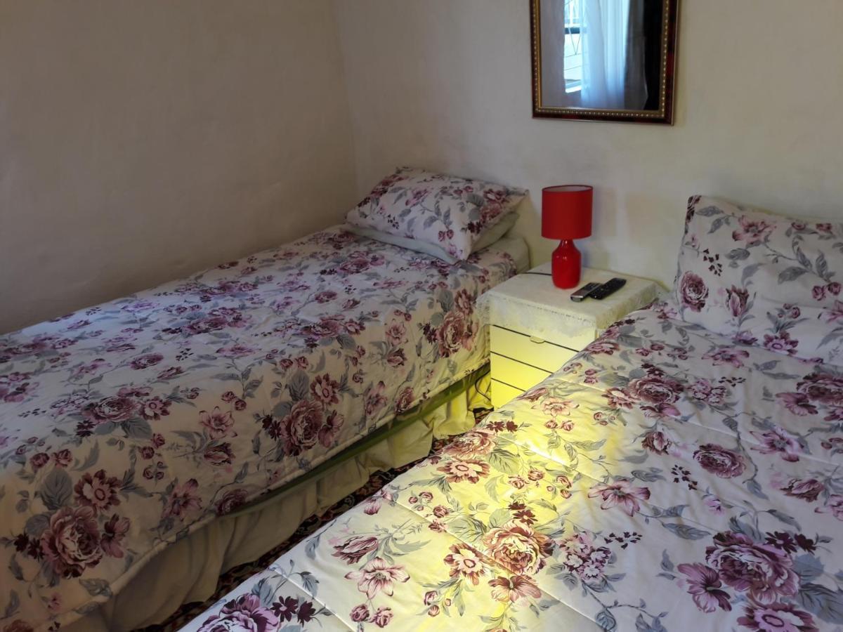 Heila'S In House Family Room-Homestay! Bloemfontein Esterno foto